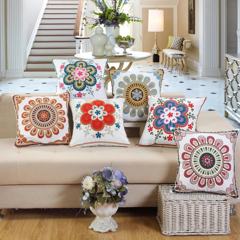 Nordic Modern Woven Polyester Cotton Throw Pillow with Festival Pattern Zipper Closure Washable for Hotel and Home Use