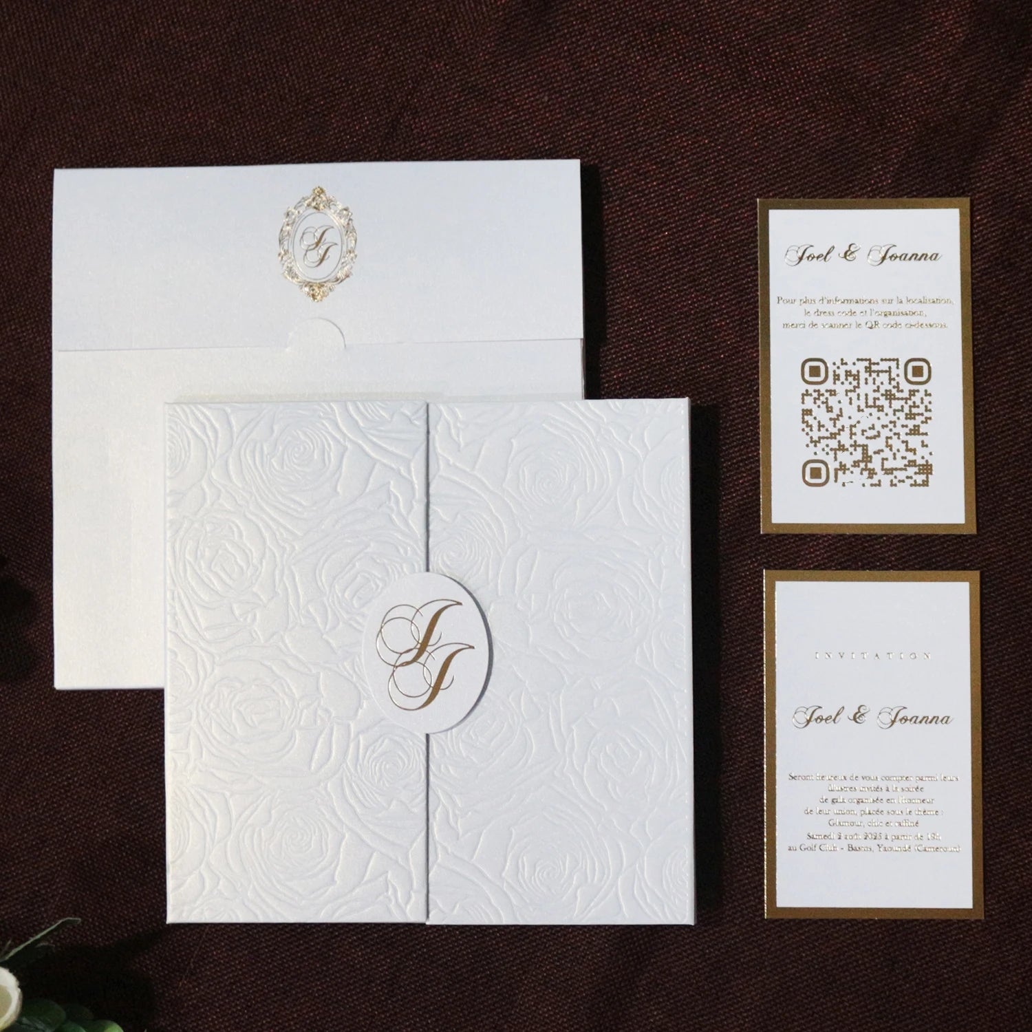 Tri-fold White Hardcover Emboss Pattern Invitation with Two Small White Foil Cards and 3D Envelope for Wedding Event