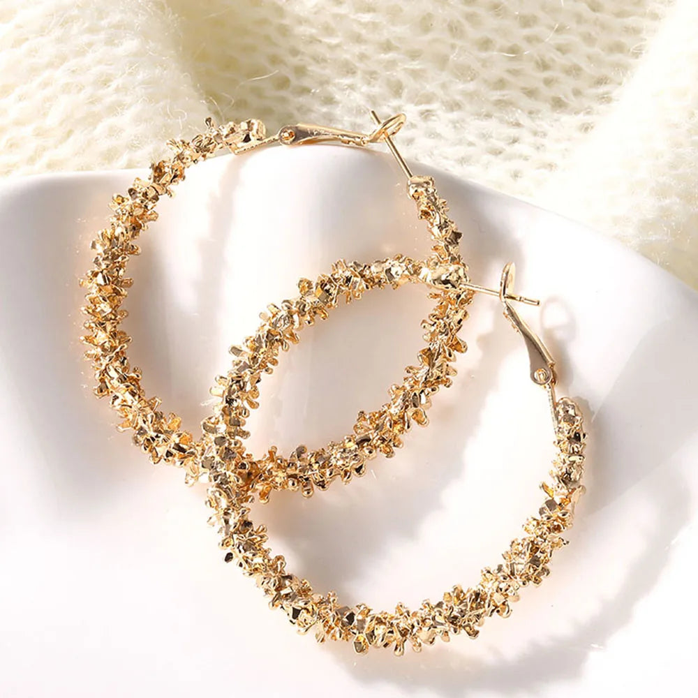 Huitan Fashion Oversize Geometric Circle Round Silver Gold Color Hoop Earrings for Women Brincos Flower Gold Hoop Earrings