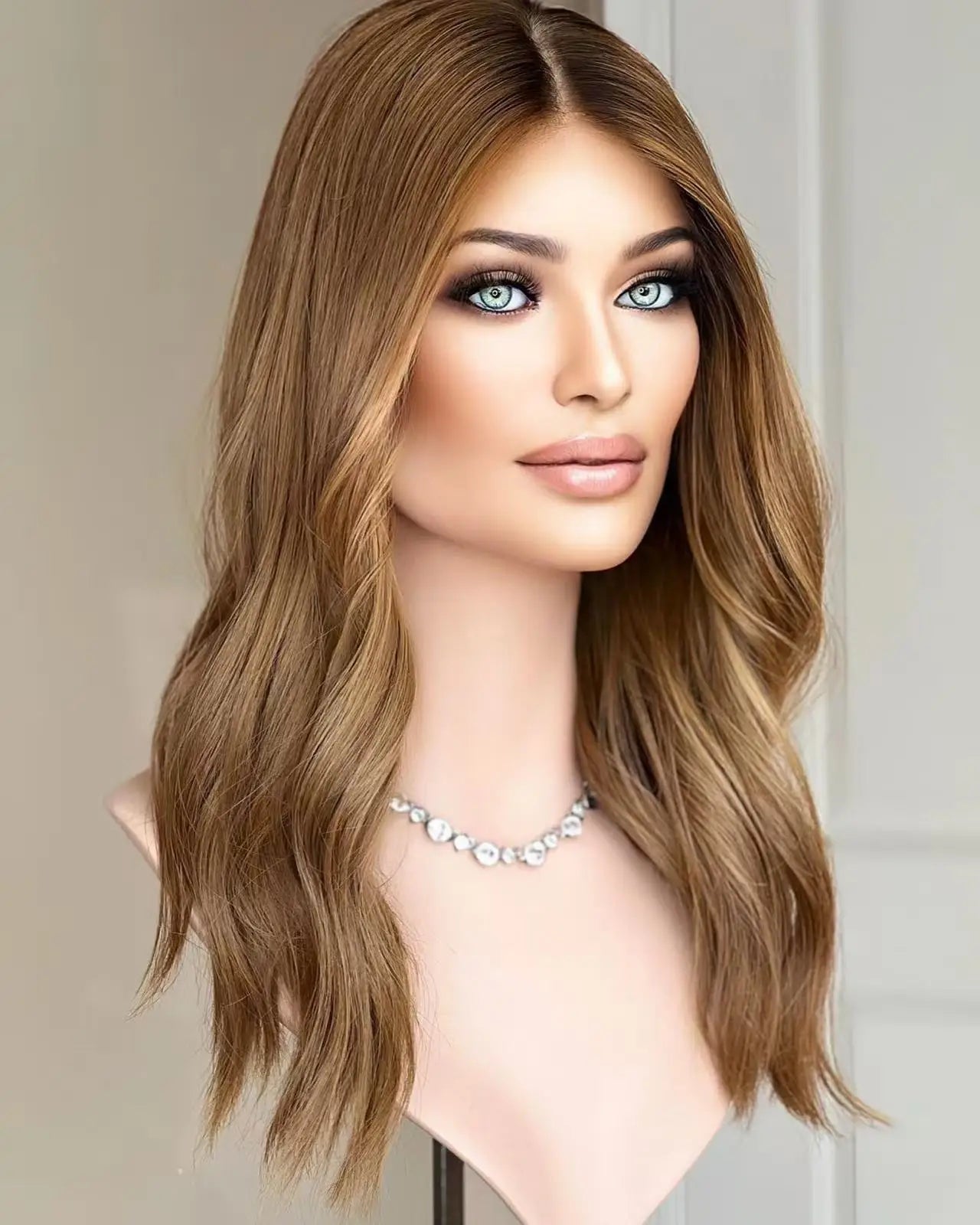 Double Drawn Warm Blonde Cuticle Aligned Russian Human Hair Wigs With Brown Roots Bleached Knots Natural Looking Lace Front Wigs