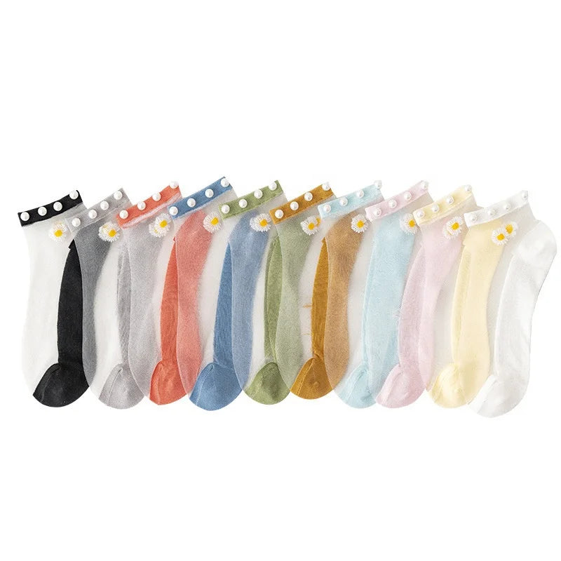 Wholesale Fashion Daisy Flower Crystal Transparent Socks With Pearl Ladies Summer Thin Sheer Ankle Socks for Women