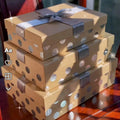Stock (custom Accepted)  Cowhide Color Hot Gold Polka Dots 3 Sets of Rectangular Flower Box Flower Gift Box Packing Box With Bow