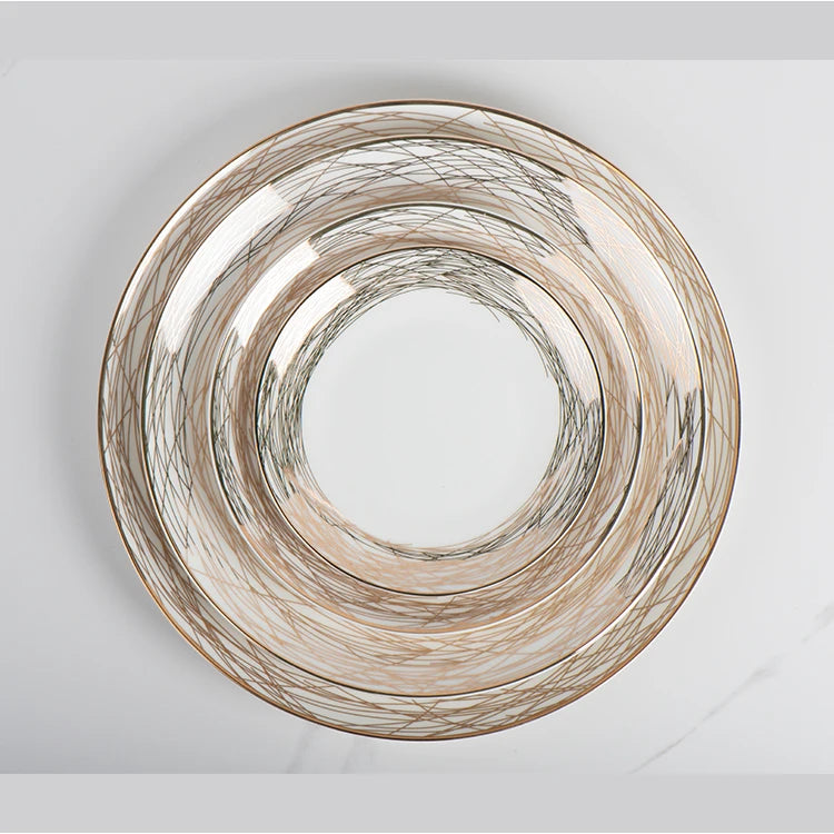 High Quality Ceramic Luxury Porcelain Dinnerware Set White Bone China Elegant Gold Rim Tableware