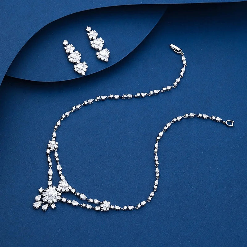 Best Selling Luxury Silver Women's Jewelry Set Romantic CZ Pendant and Noble Copper for Engagement Weddings with Lover Pattern