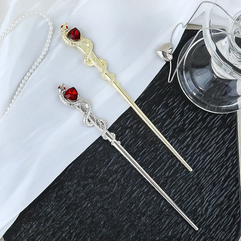 Chinese Women Metal Hair Stick Sparkling Crystal Snake Hair Stylish Hairpiece Hair Chopsticks Women Retro Hairpins Hairsticks