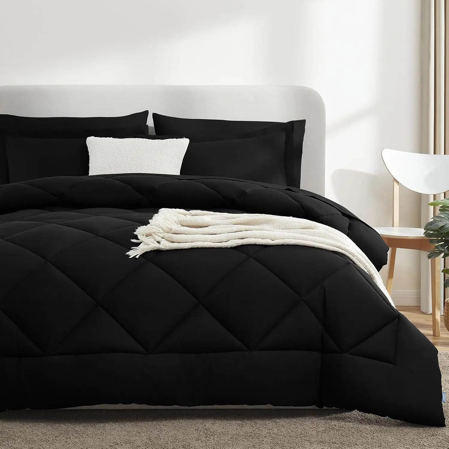 ChamXue Duvet Quilt Comforter With 2 Pillow Cases Soft Comfortable Skin Friendly Polyester Microfiber Soft Fluffy