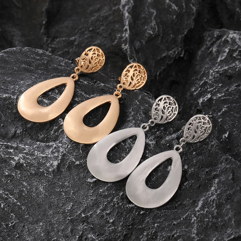 TongLing Hollow Geometric Non-Piercing Earring 18k Gold Zinc Alloy Waterdrop Luxury Clip-on Earrings Women for Spring Summer