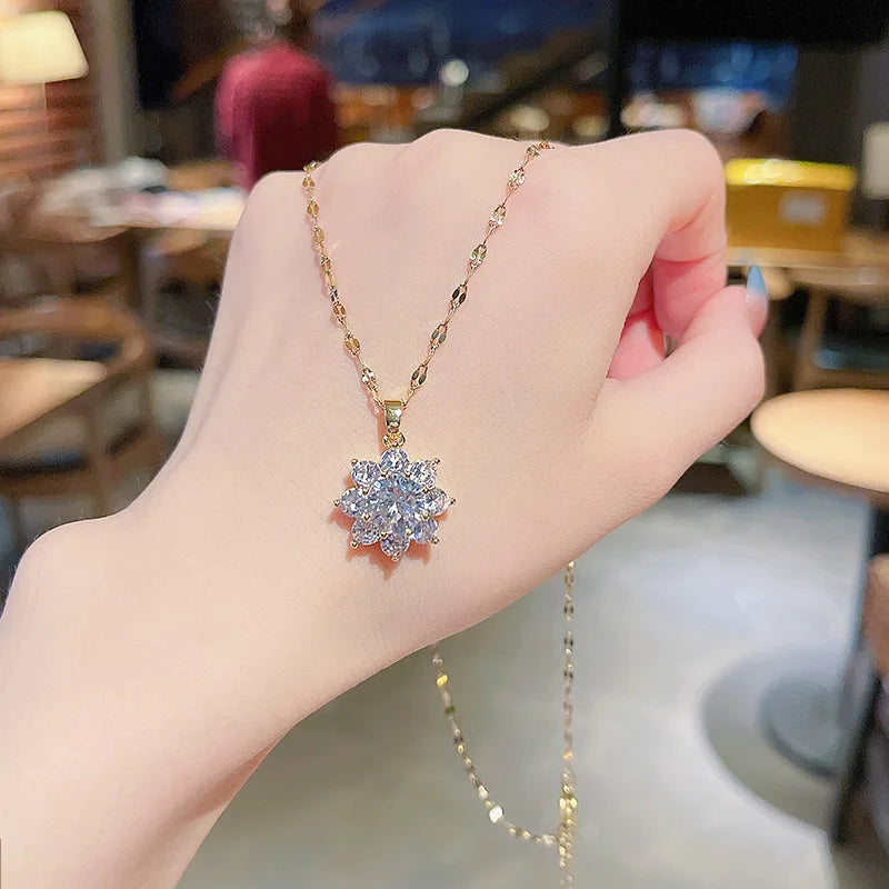 GT Stainless Steel Gold Plated Women's Chain Heavy Industry Large Zircon Pendant Necklace
