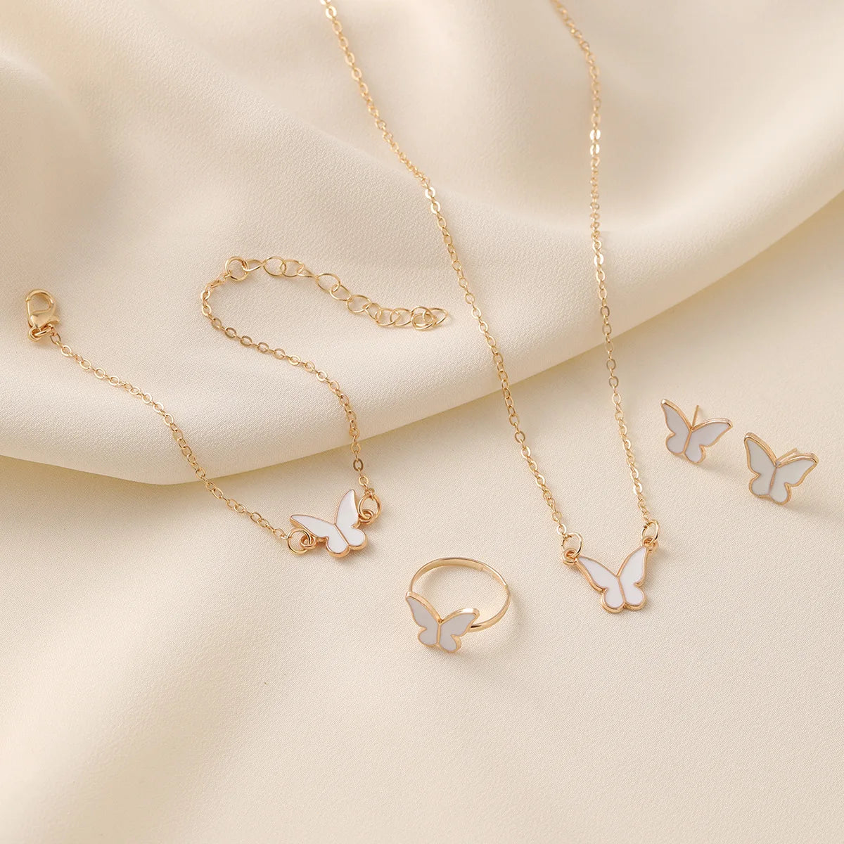 White butterfly Drop Glaze Necklace Exquisite Simple Everything with a Small Fashion Collarbone Chain Temperament Necklace Set