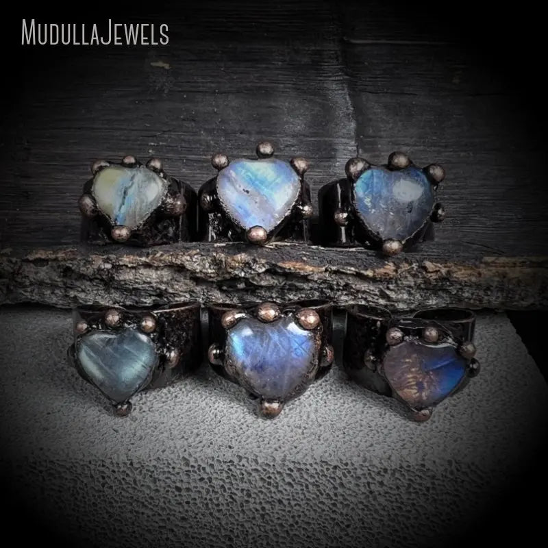 RM49409 Soldered Jewelry Natural Gemstone Moonstone Heart Shape Love Adjustable Finger Rings Antique Copper Plated Gift for Her