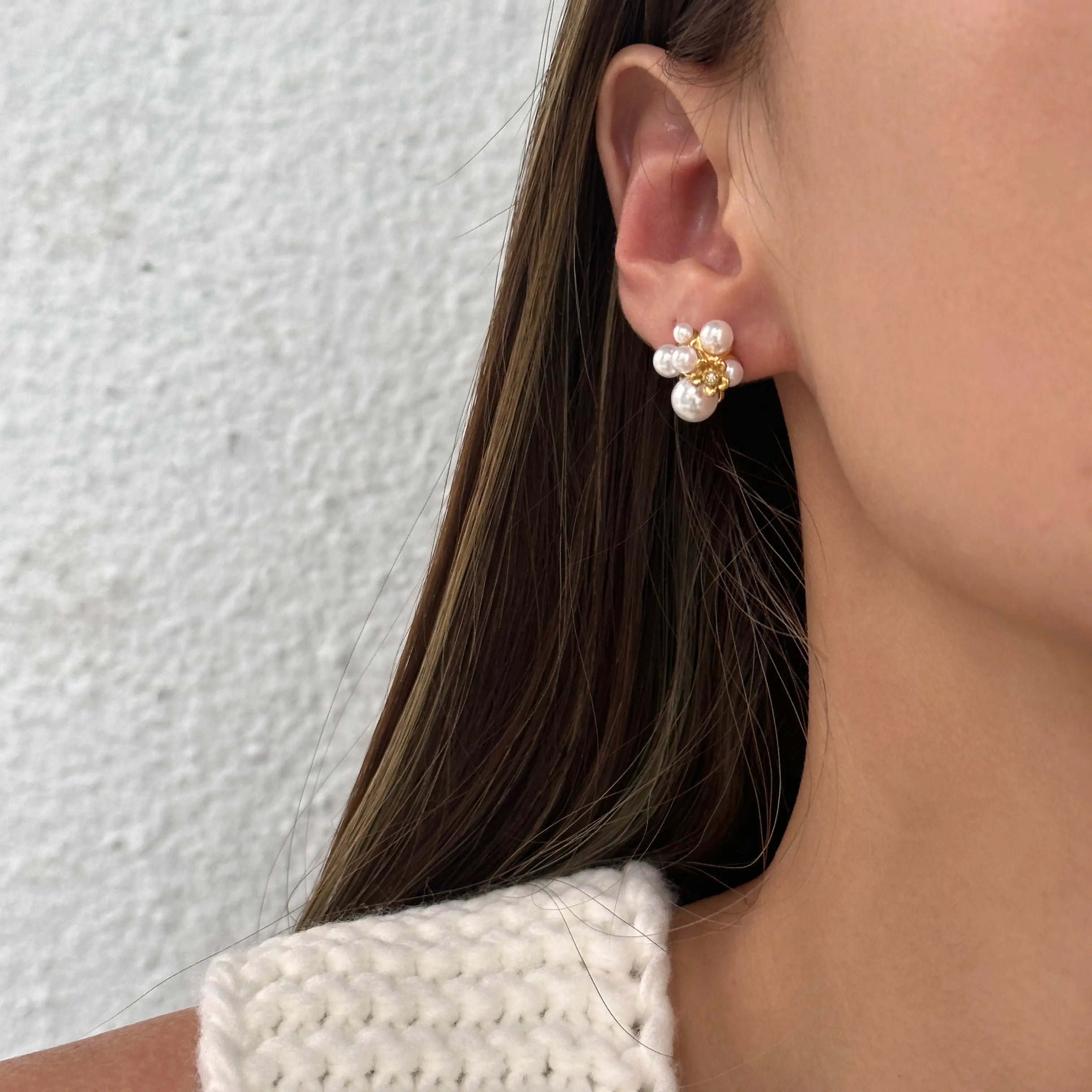 Waterproof Jewellery Factory18k Gold Plated Wedding Pearl Jewelry Flora Stud Earrings Bridal Jewelry Pearl Earrings for Women