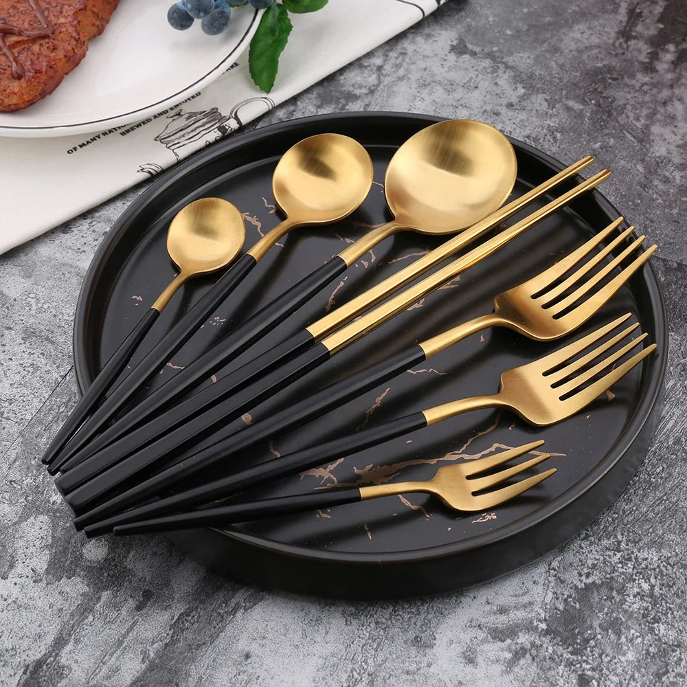 PVD Silverware Matte Schwarzgold Cutlery Set 18/10 Stainless Steel Metal Serving Spoon for Wedding MegaBDM