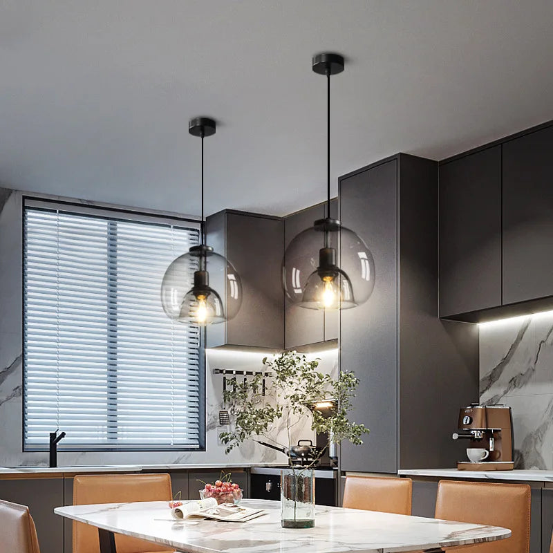Hot Sale Hotel Single Heads Hanging Ceiling Lighting Round Glass Black Pendant Light for Kitchen Island