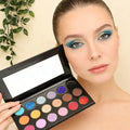 Wholesale 18 Color Shimmer Matte Eyeshadow Palette High Pigment Private Label Beauty Makeup Waterproof Luminous Finish Eye Sets
