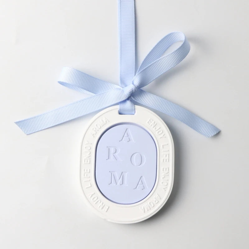 Wholesale Colorful Home Decoration Hanging Wardrobe Air Freshener Scented Ceramic Aroma Porcelain Flower Essential Oil Diffuser