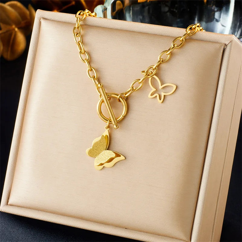 New Trendy Stainless Steel Butterfly Pendant Necklace Non Tarnish 18k Gold Plated Necklace With OT Toggle Clasp for Women Lady