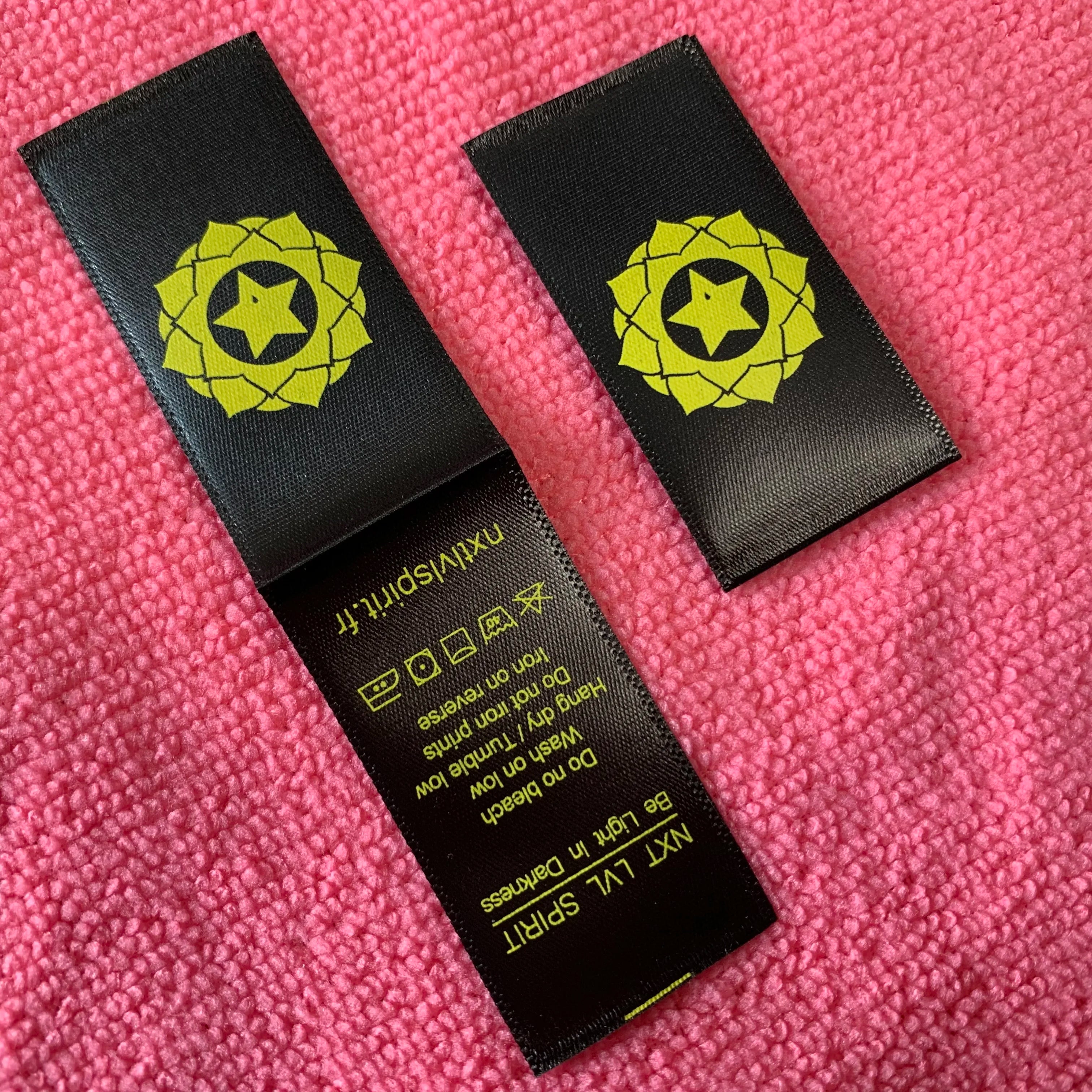 Middle Fold Yellow logo Washing Content Satin Fabric Labelloop Fold Sewing on Printing Polyester Label