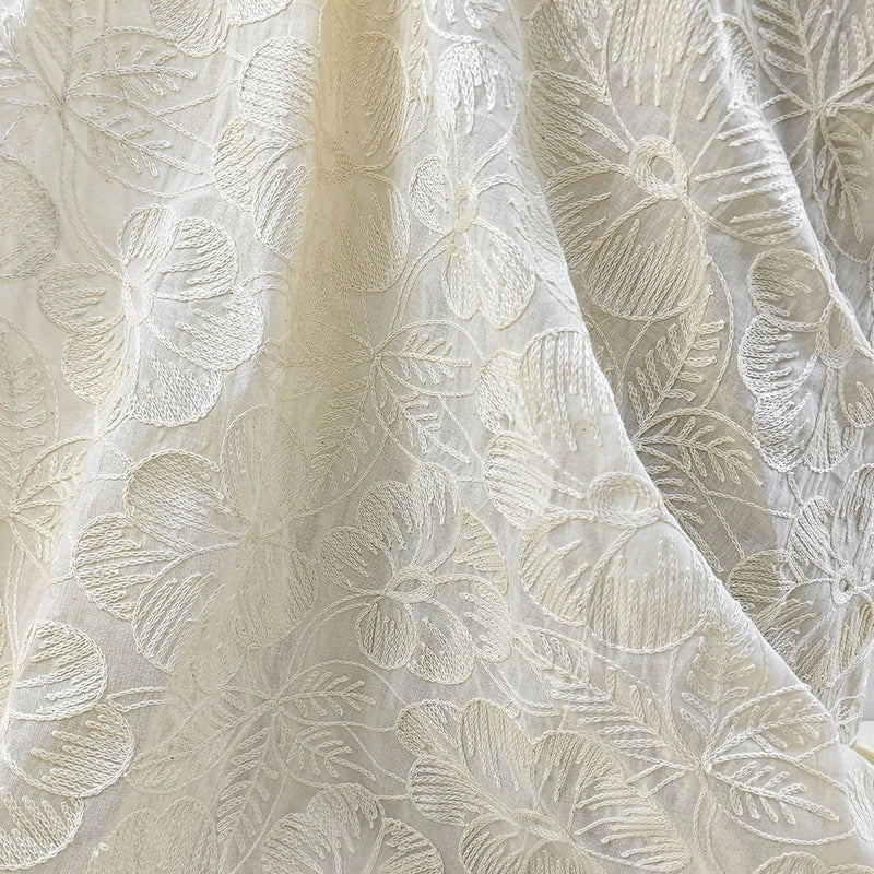 Factory Wholesale Pattern Fabric Breathable Fabric Free Sample Embroidery Cotton Jacquard Fabric for Dresses