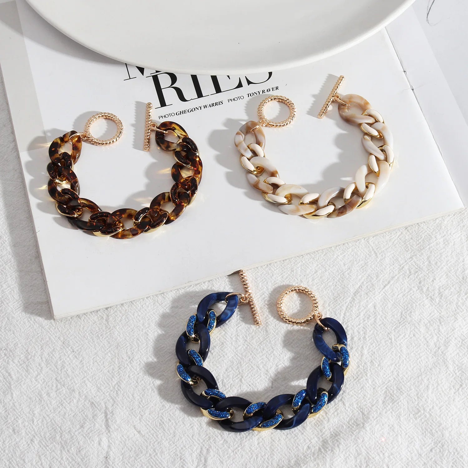 Vintage Metal Acrylic Splicing Thick Chain Bracelet for Women Candy Color Resin Statement Charm Bracelet