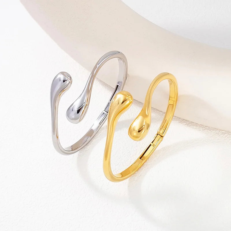 Italian Wholesale Fashion Minimalist Tarnish Free Jewelry 18k Gold Plated Stainless Steel Waterdrop Bracelets Bangles for Women
