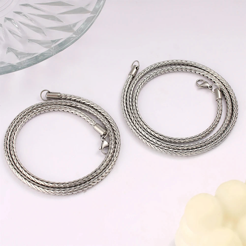Fashion Design Fashion Retro Punk Shing Bolt Necklace Fine Jewelry for Men Daily Wear Party Gift