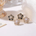 LYC9E15 Wholesale Fashion Small Flower Stud Earrings Classic Flower Stud Earrings