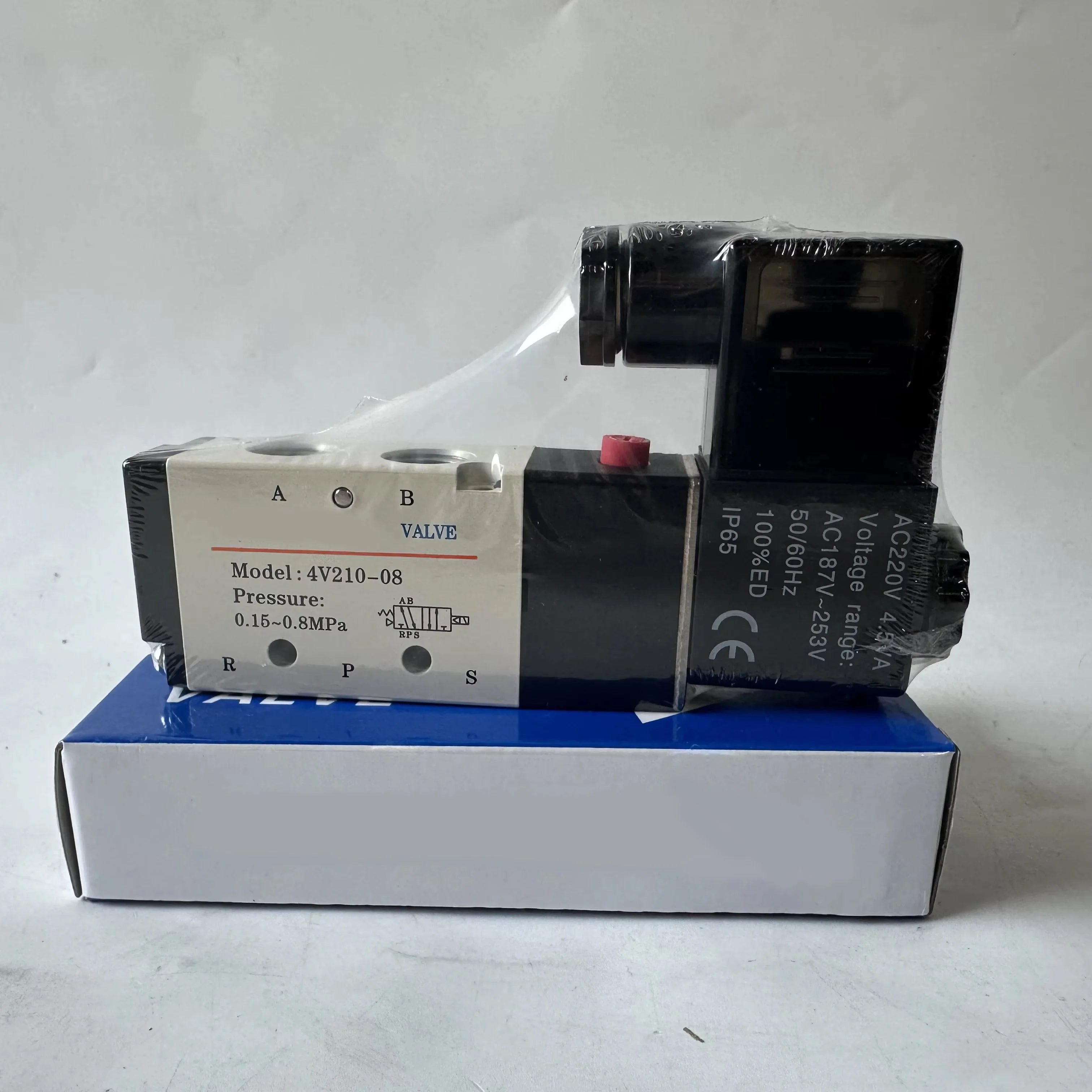 New and Original Airtac Solenoid Valve  4V210-08 Coil:DC24V