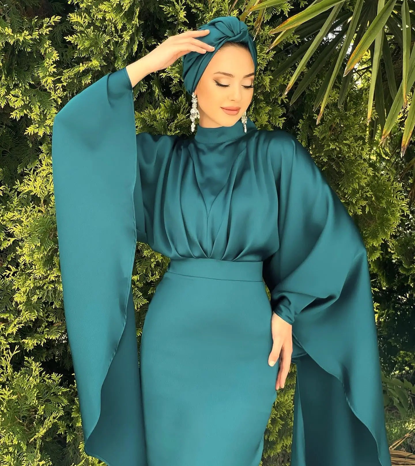Luxury Gowns Abaya Girdle Robe Party Satin Silk Abaya Muslim Dresses Middle East Dubai Turkey Wholesale Long Abaya Dress