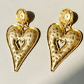 2023 New Arrival Wholesale Fashion Jewelry Medieval Vintage Matte Hollowed Out Heart Earrings Exaggerated Ear Clip Gold Earrings