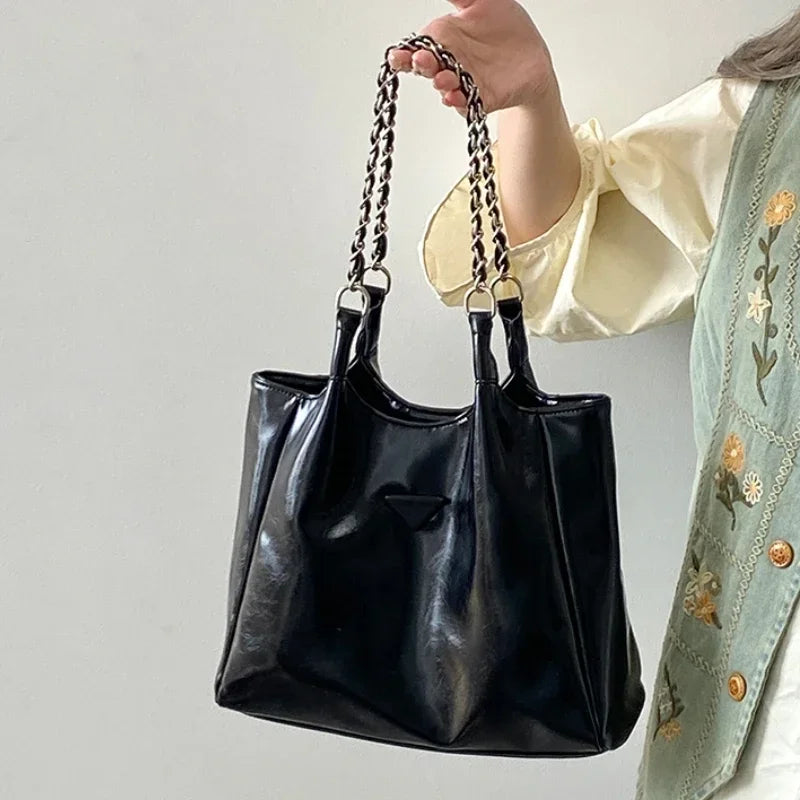 Large Capacity Women's Commute Shoulder Bags Retro PU Leather Female Casual Tote Luxury Design Ladies Chain Handle Handbags