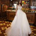 Lace a Line Wedding Dresses 3D Flowers Applique Bohemian Country Gothic Bridal Gowns Illusion Sleeve Buttons Back a Line Vestido