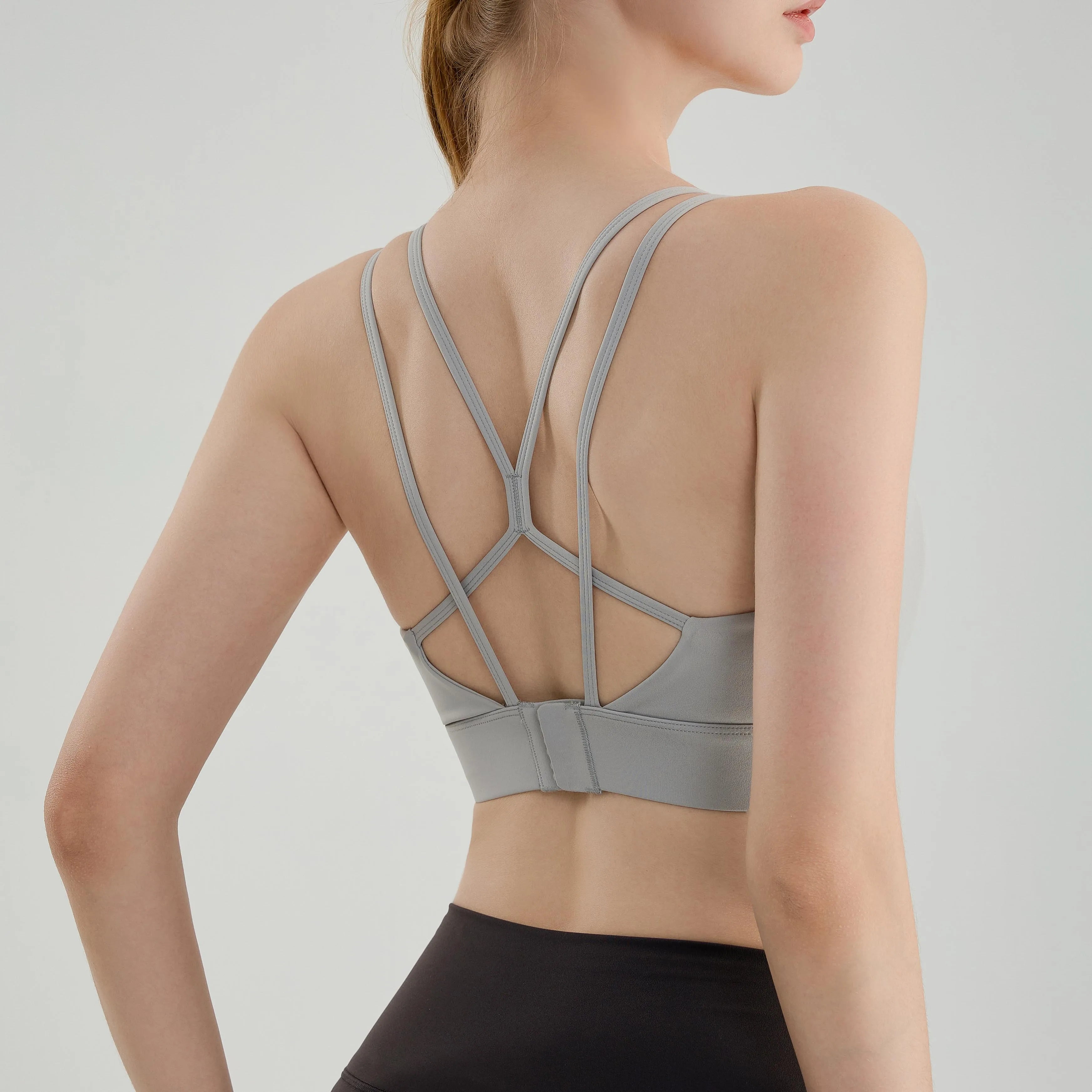 Factory Customized Sling Buckle Design Sports Bra XL Size Breathable Comfortable Yoga Running Bra Fitness Training Underwear