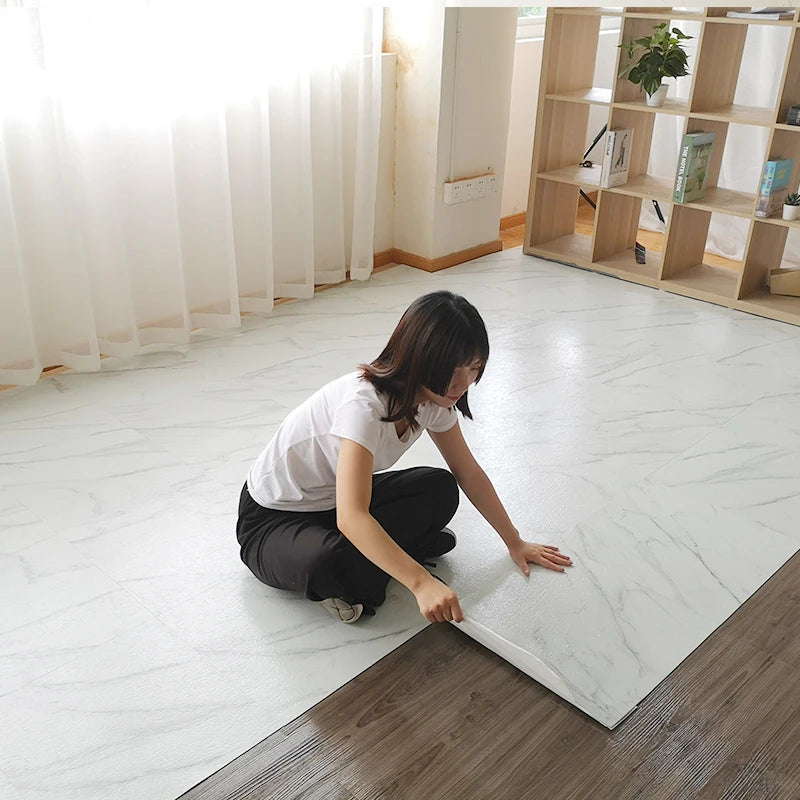 Marble Grain Wear Resistant Self Adhesive LVT Vinyl Floor Tiles for Indoor