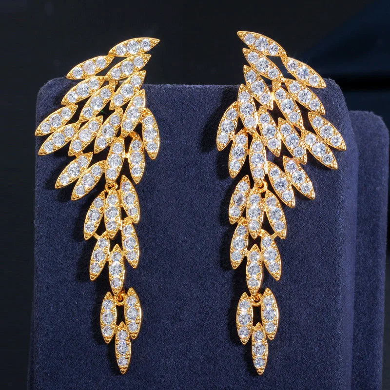 Elegant 18k Gold Plated Cubic Zirconia Long Dangle Feather Wing Drop Earrings for Women Fashion Boho Evening Party Jewelry