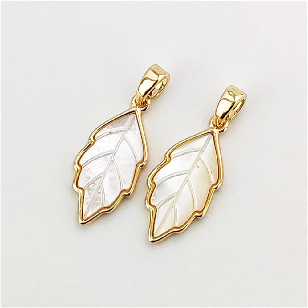 Fashion Dainty Design Mother of Pearl Pendant Carved Leaf Shape Seashell Gold Plated Bezel Charms Necklace DIY Women Gifts