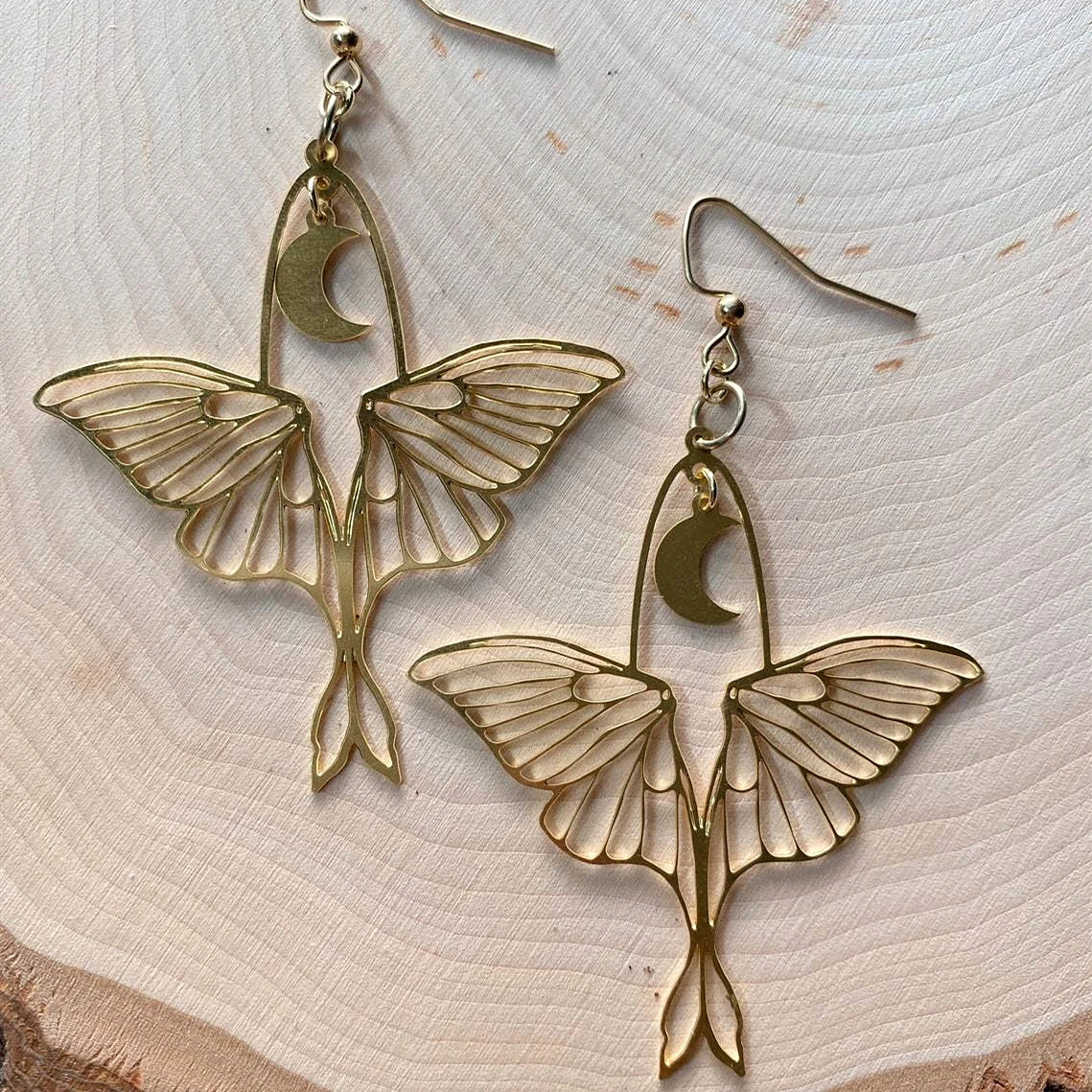 Creative Gold Plated Brass Dangling Earrings Temperament Star Moon Earrings Unique Gold Moth Earrings for Women Girls