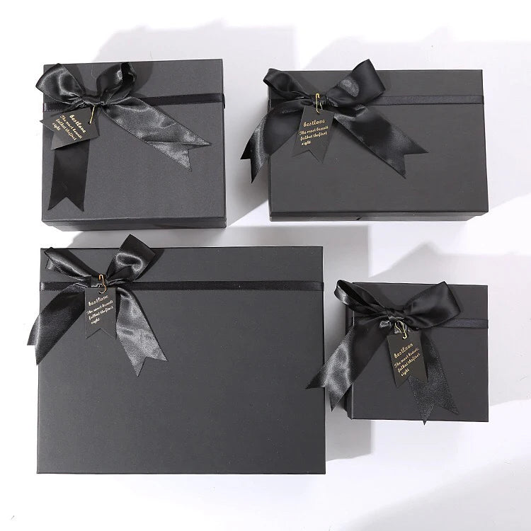 Custom Printed Black Gift Boxes with Lid 2mm Thick Paper Cardboard for Flowers Chocolates Crafts UV Advantage Embossing Handling