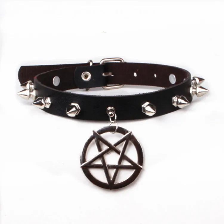 AA01315 Fashion Gothic Punk Women Harajuku Collar Necklace Spike Star Pendant Pu Leather Rivet Choker Necklace