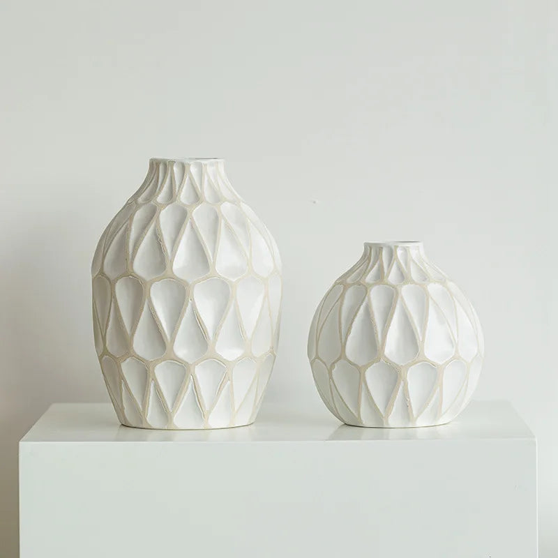 Modern Simple Nordic Design Tabletop Ceramic Vase Luxury Artificial White Dried Flower Ornaments for Home & Restaurant Weddings