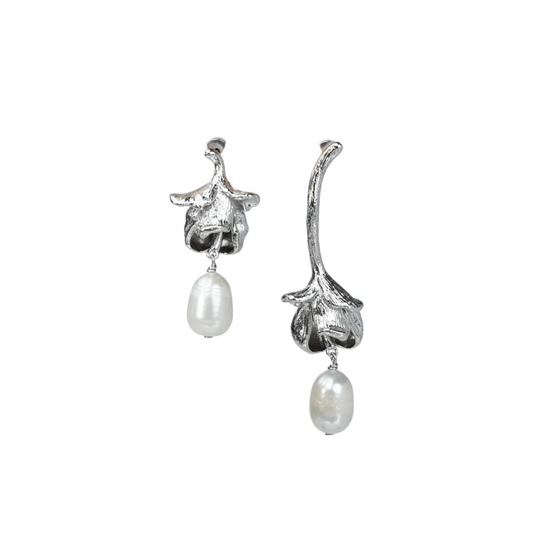 New Design Trendy Rose Flower Drop Natural Pearl Brass Unisex Earrings Platinum Plated Fashion Jewelry