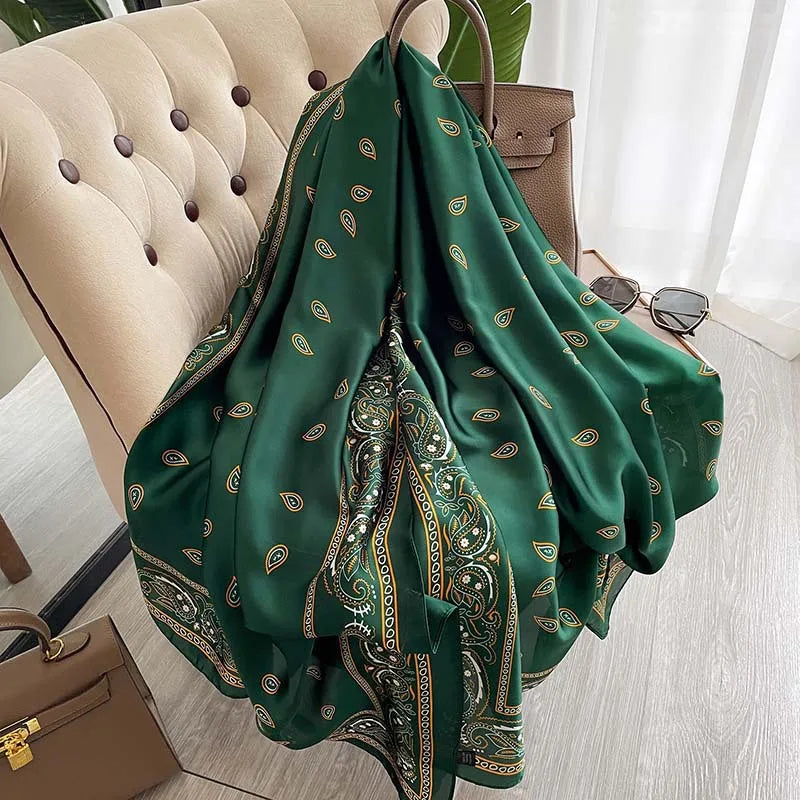 Hot Sale New Flower Pattern Silk Polyester Headscarf Women Hijabs Retro Style Hook Cashew Printed Silk Feeling Scarves Shawls