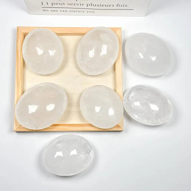 Clear Quartz Crystal Stones Healing Quartz Free Form Natural Crystal Crafts Polished Clear Quartz Palm Stones for Decoration
