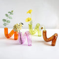 Hot Selling Transparent Small Size 8 Color Twisted Glass Vase Modern Design Desktop Ornaments for Flower Decor Tabletop Vase