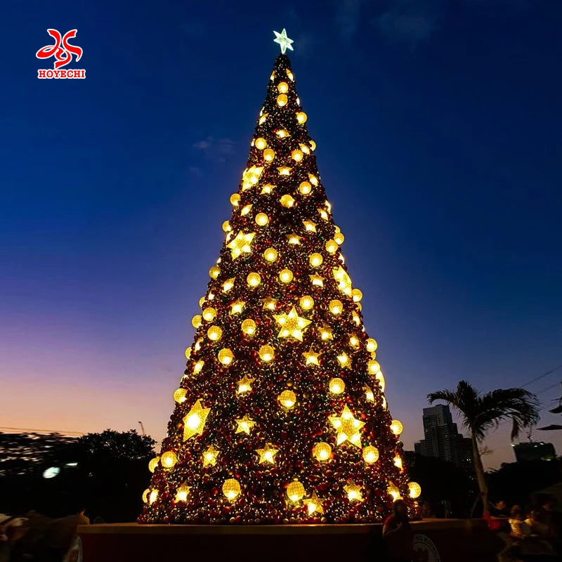 Brilliant Winter Titan Captivating Large-Scale Christmas Tree
