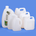 Customizable Logo 0.5L 1L 2L 5L HDPE Plastic Jerry Can Liquid Packaging Well-Sealing Fuel Barrel Oil Bucket Screw Cap 500ml