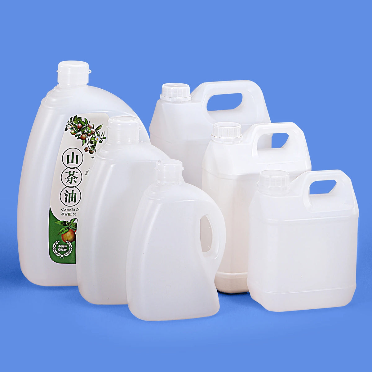 Customizable Logo 0.5L 1L 2L 5L HDPE Plastic Jerry Can Liquid Packaging Well-Sealing Fuel Barrel Oil Bucket Screw Cap 500ml