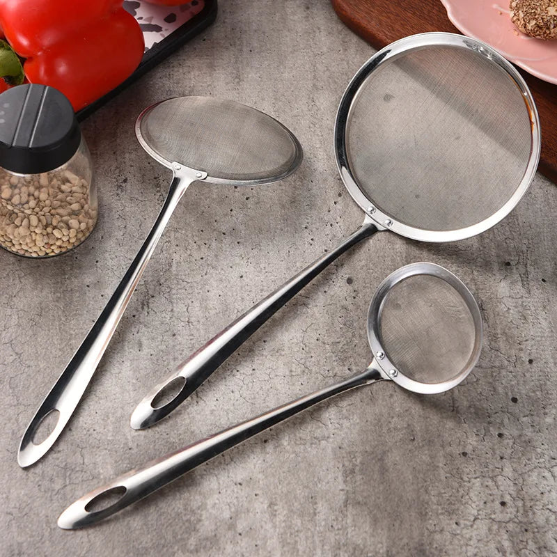 Hot Selling Stainless Steel Handle Spoon Filter Metal Mesh Tank Oil Separator for Kitchen Hot Pot Foam and Residue Separator