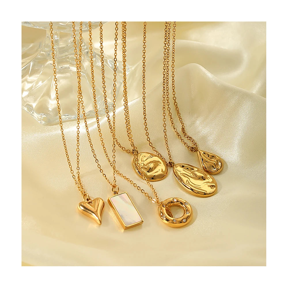 Ins Best Selling  316L Stainless Steel 18K Face Textured Oval Pendant Charms Necklace for Women Waterproof Jewelry