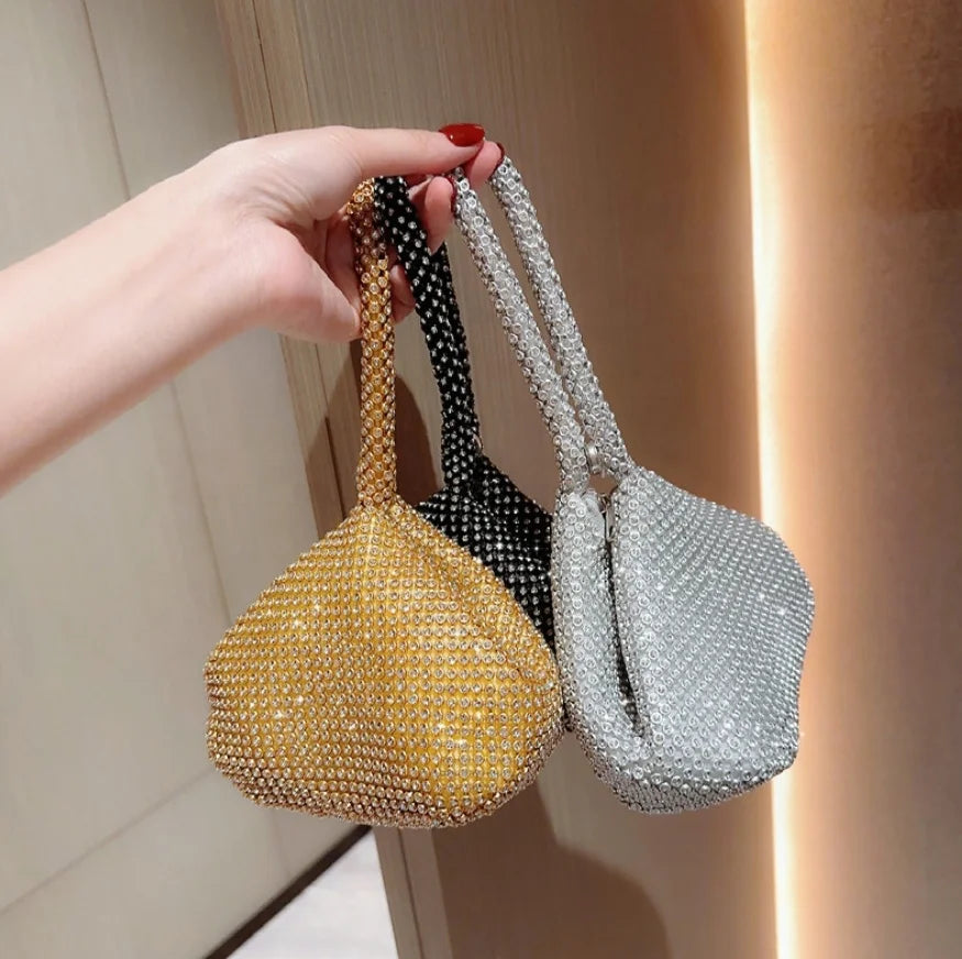Luxury Ladies Full Diamond Clutch Bag Triangle Round Portable Rhinestone Hand Purse Party Wedding Shiny Evening Bags