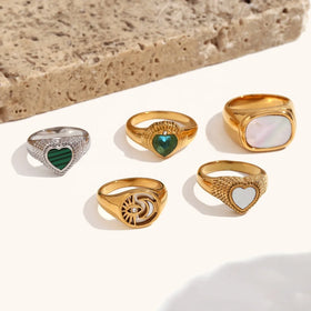 Dingran Stainless Steel Rings 18K Gold Plated Waterproof Heart Zircon Enamel Rings for Women